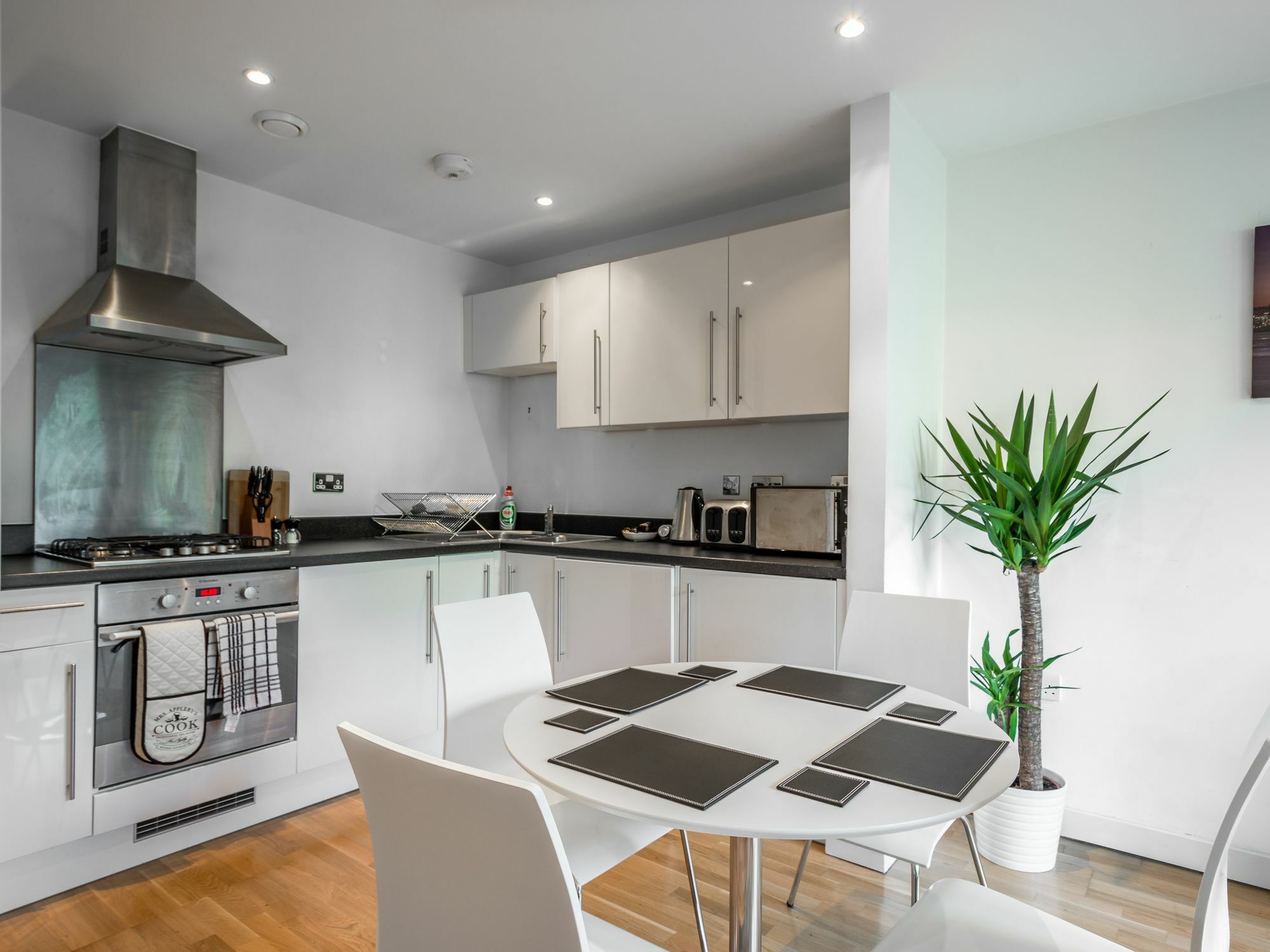 City Center Apartment Bedford Extérieur photo